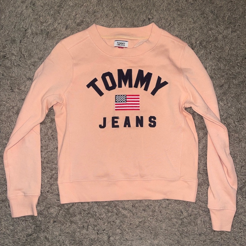 Tommy Hilfiger salmon pink sweatshirt